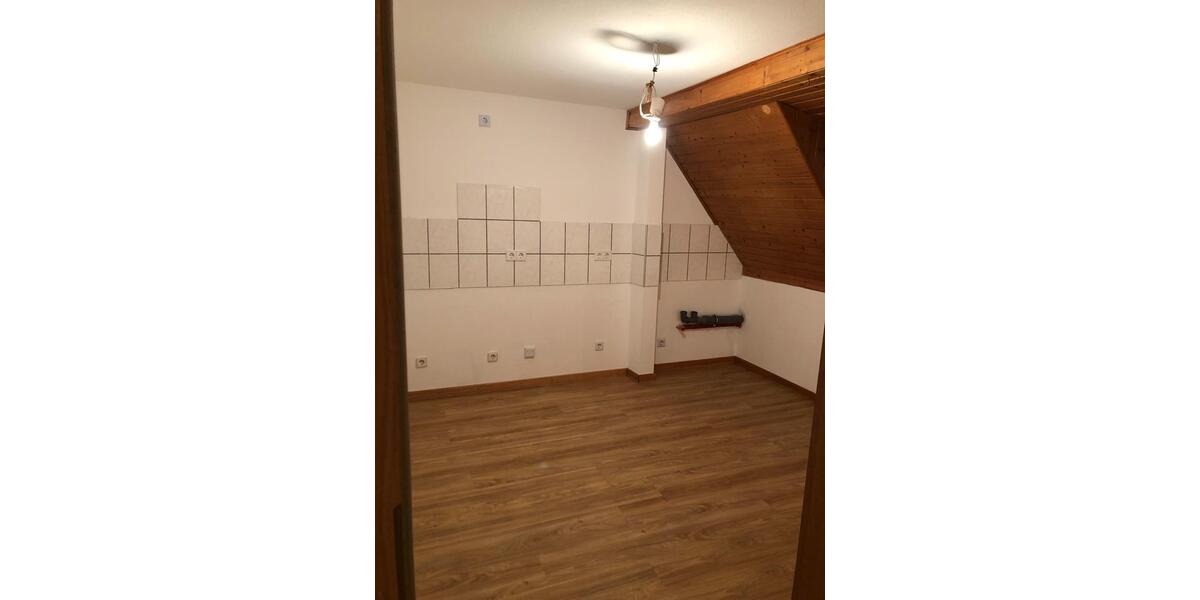Dachgeschoßwohnung Iserlohn - 2 Zimmer, 50 m&sup2;, 500&euro; | Angebot:26375146