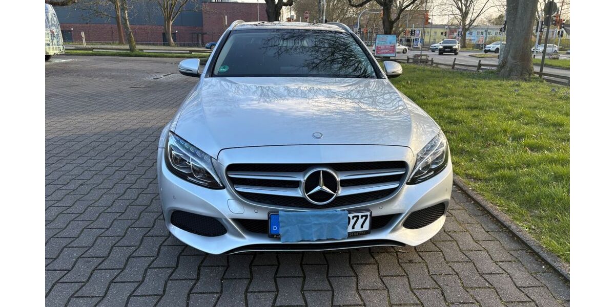 Mercedes-Benz C 220 147.250 km 17.990 &euro; Dortmund 44145