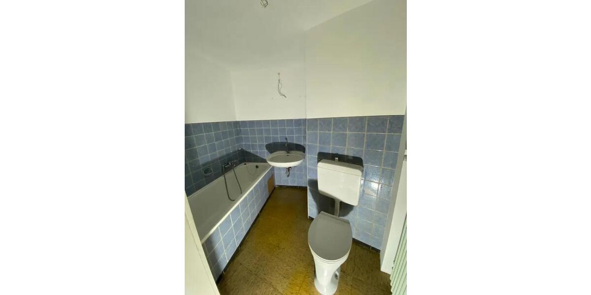 Etagenwohnung Wuppertal Gemarkung Barmen - 3 Zimmer, 70 m&sup2;, 574&euro; | Angebot:25308660