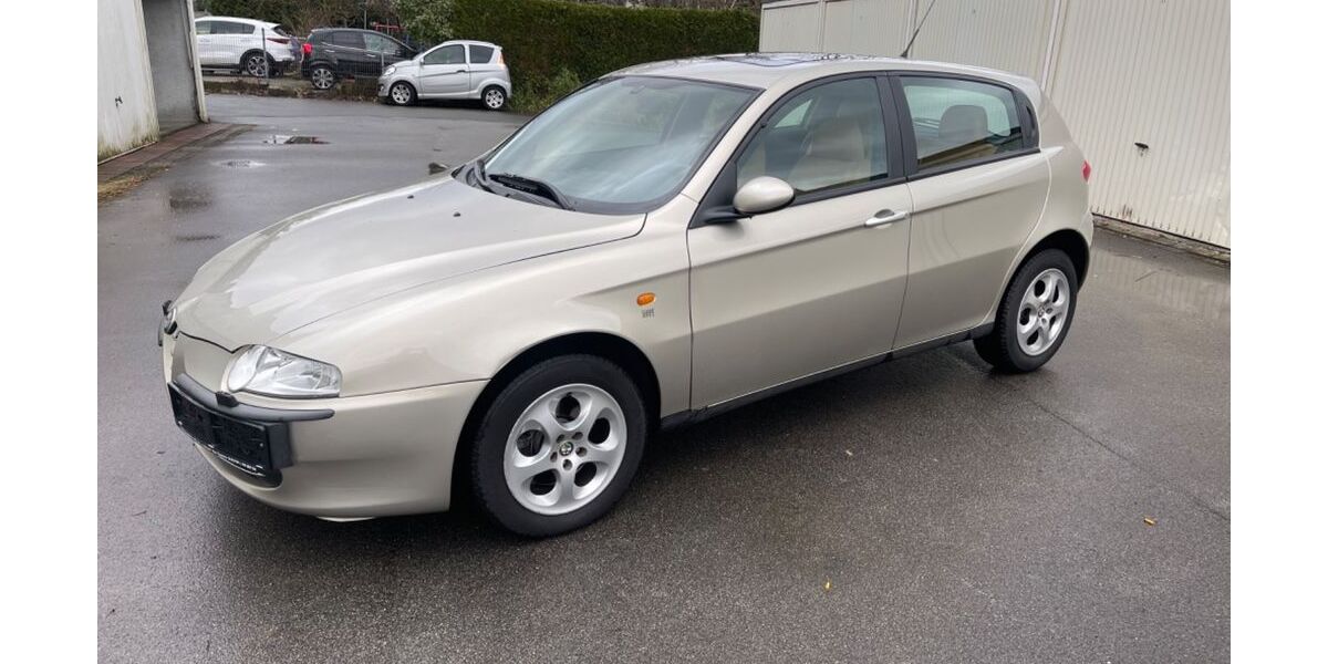 Alfa Romeo 147 41.700 km 6.499 &euro; Remscheid 42855
