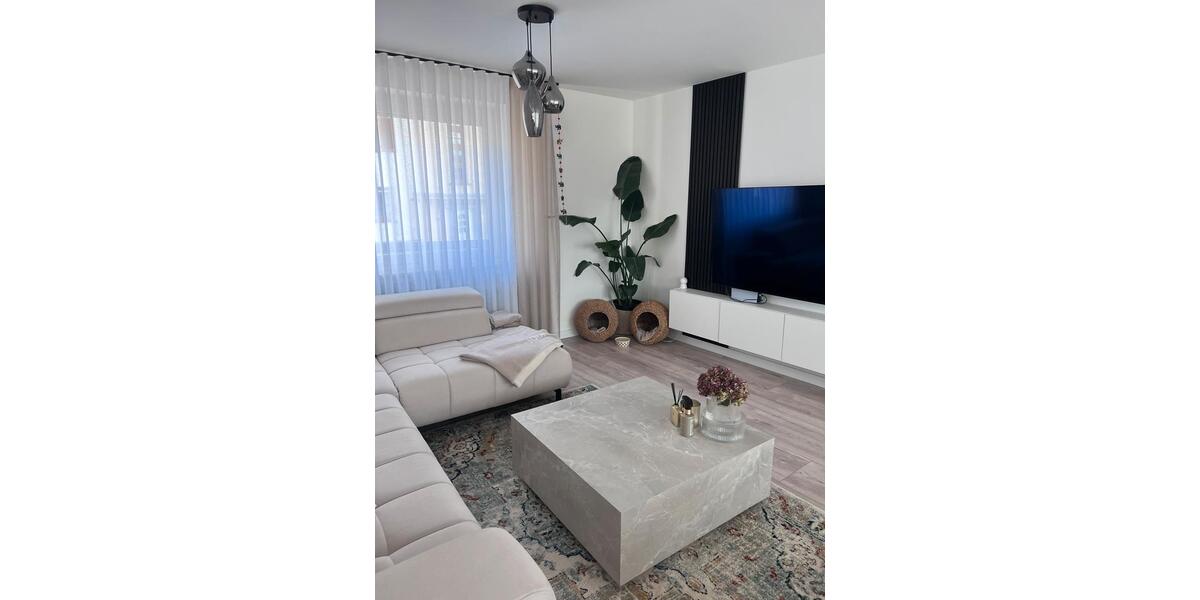 Etagenwohnung Remscheid Gemarkung Bergisch Born - 3 Zimmer, 90 m&sup2;, 1.280&euro; | Angebot:25961270