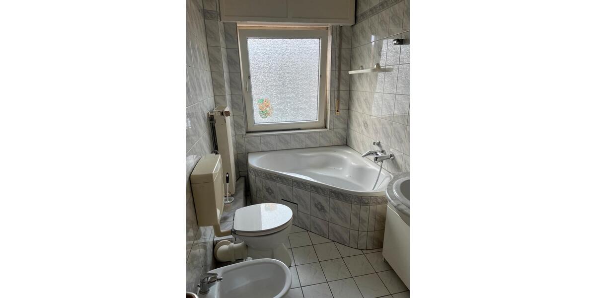 Etagenwohnung Hemer - 2 Zimmer, 55 m&sup2;, 420&euro; | Angebot:26026046