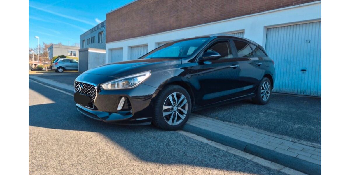 Hyundai i30 123.000 km 10.800 &euro; Remscheid 42853