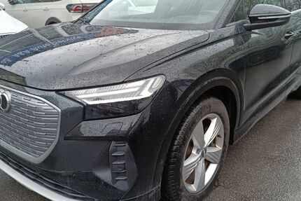 Audi Q4 e-tron 81.315 km 29.999 &euro; Wuppertal 42281