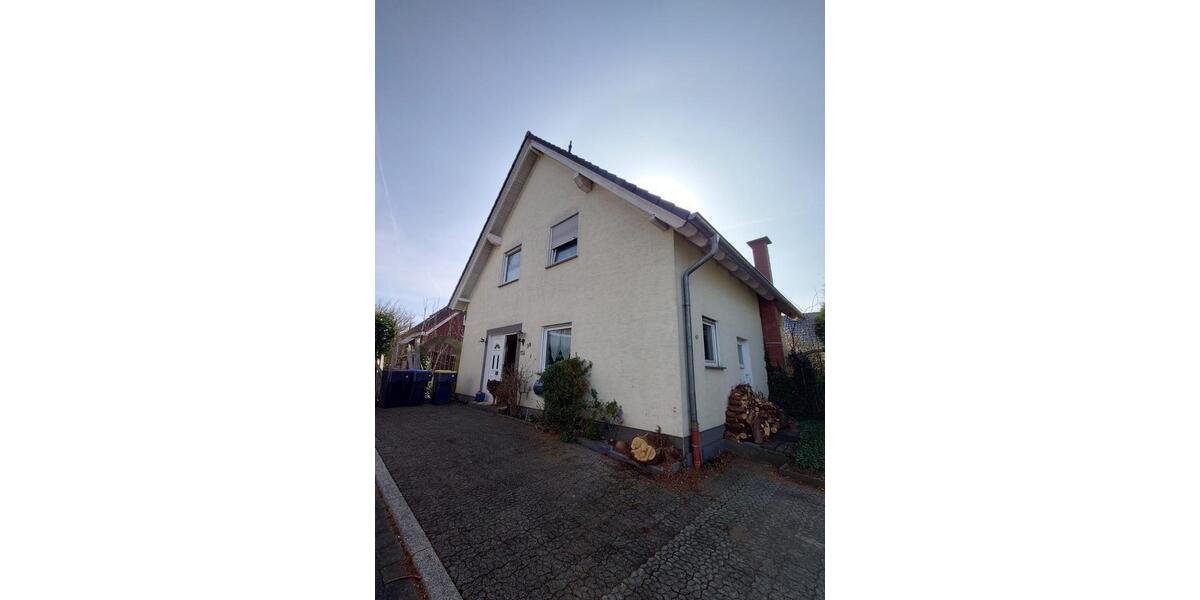 Einfamilienhaus Balve - 4 Zimmer, 120 m&sup2;, 259.000&euro; | Angebot:27073249