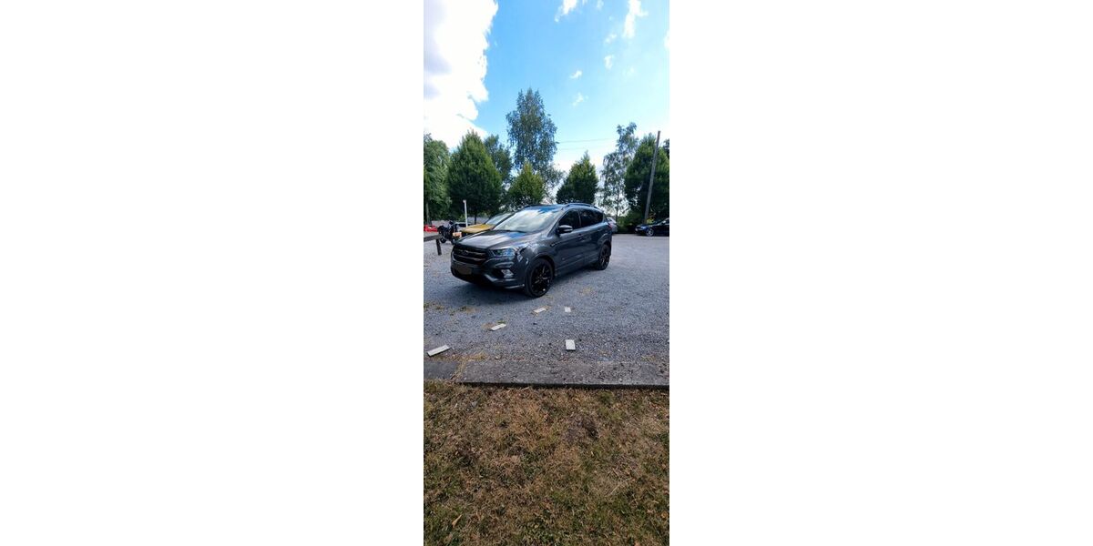Ford Kuga 139.812 km 17.950 &euro; Wuppertal 42285