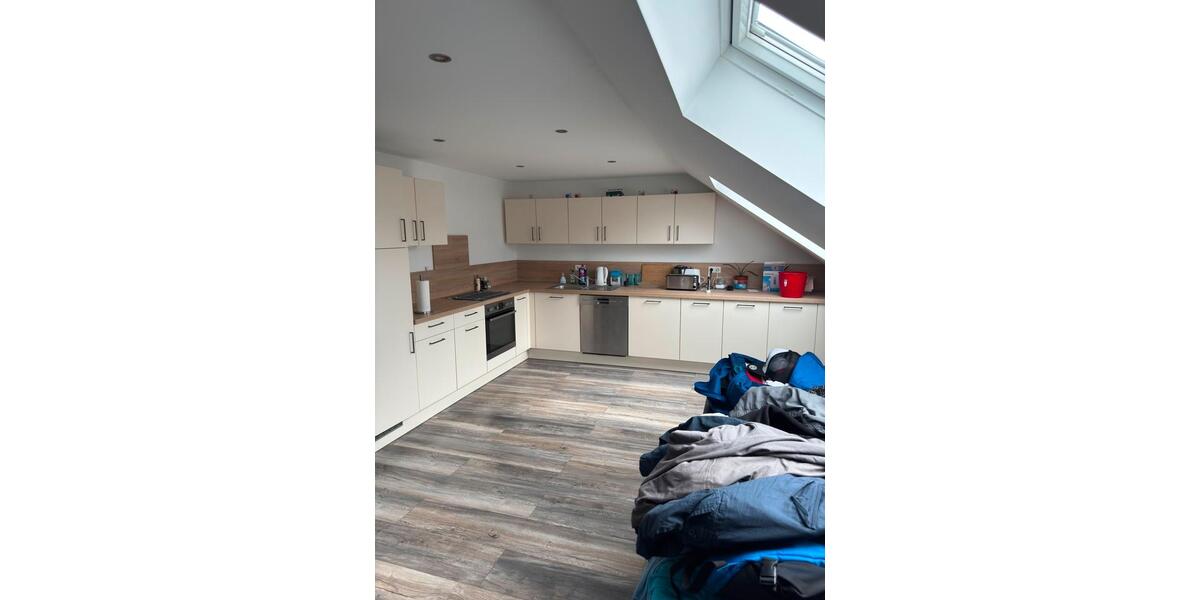 Dachgeschoßwohnung Menden (Sauerland) Bösperde - 3 Zimmer, 100 m&sup2;, 750&euro; | Angebot:27629192