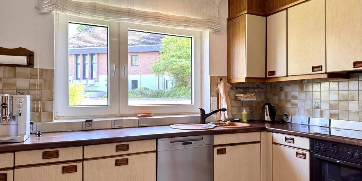 Doppelhaushälfte Velbert Neviges - 7 Zimmer, 186 m&sup2;, 479.000&euro; | Angebot:26754012