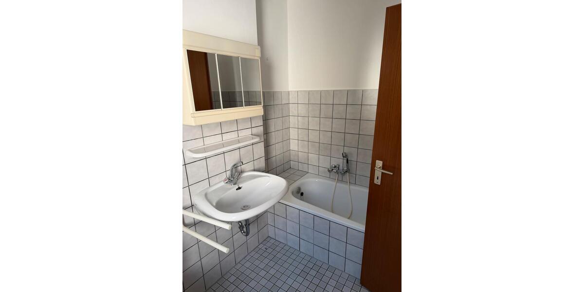 Etagenwohnung Altena - 2 Zimmer, 60 m&sup2;, 294&euro; | Angebot:25988630