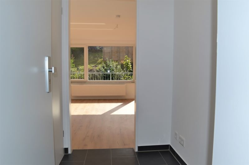 Helles Appartement mit Südbalkon in ruhiger Innenstadtlage von Neviges! - Etagenwohnung Velbert Schloß Hardenberg | Angebot:26728647