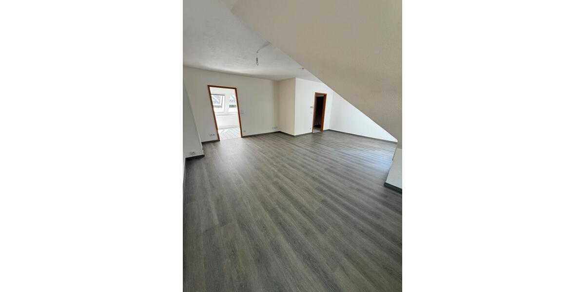 Dachgeschoßwohnung Herne Wanne - 1.5 Zimmer, 51 m&sup2;, 450&euro; | Angebot:27632239