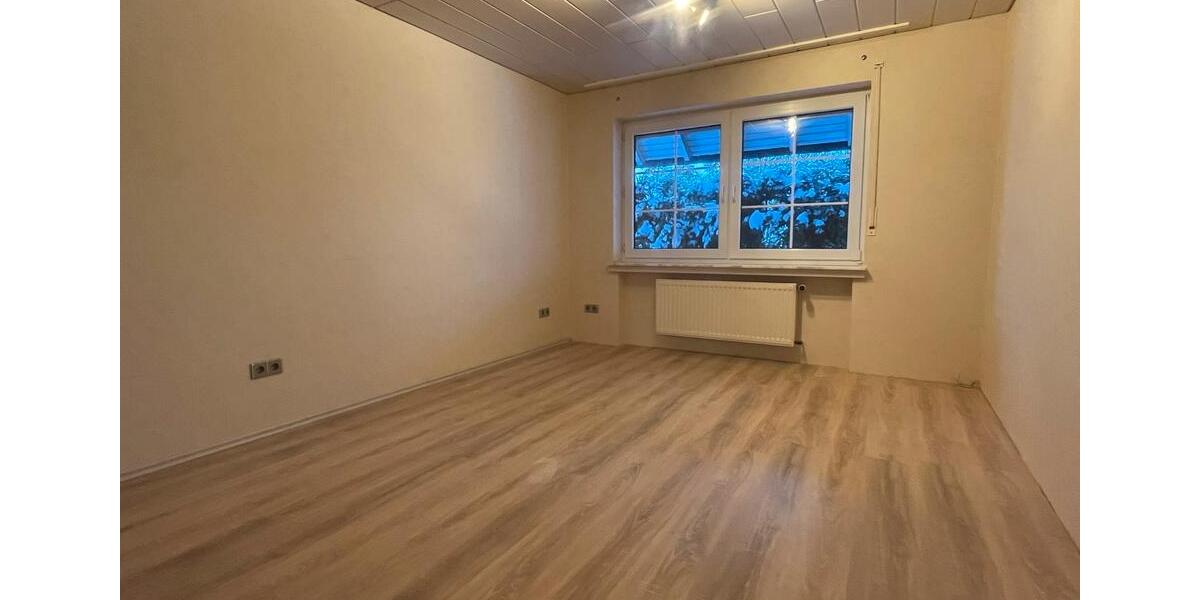 Erdgeschoßwohnung Kierspe - 3.5 Zimmer, 110 m&sup2;, 890&euro; | Angebot:25822583