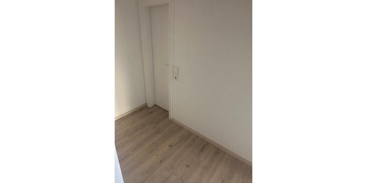 Etagenwohnung Wuppertal Gemarkung Barmen - 1 Zimmer, 35 m&sup2;, 419&euro; | Angebot:25395328