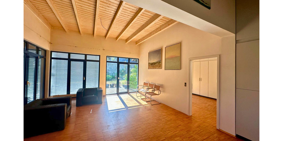 Doppelhaushälfte Neuenrade - 6 Zimmer, 140 m&sup2;, 985&euro; | Angebot:25703463