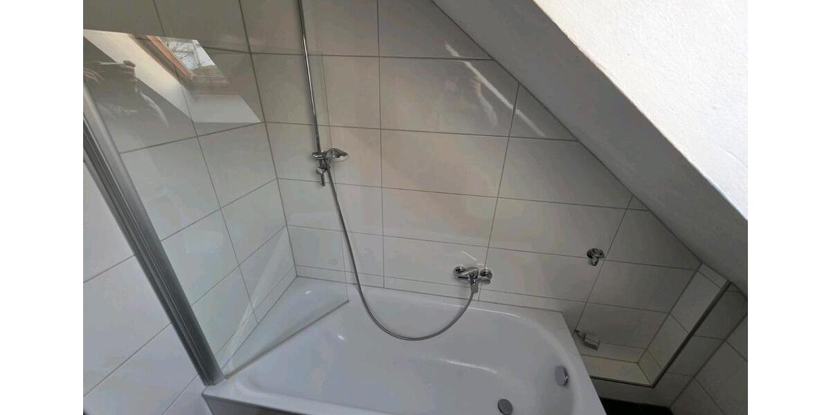 Dachgeschoßwohnung Hagen Dahl - 3 Zimmer, 57 m&sup2;, 570&euro; | Angebot:25443995