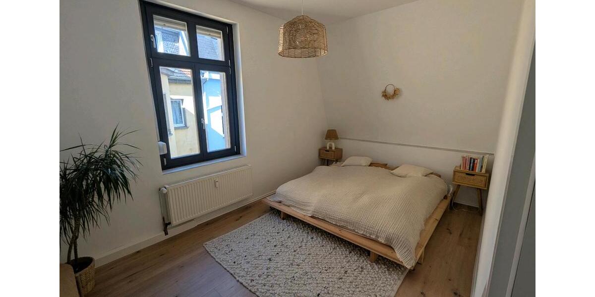 Dachgeschoßwohnung Wuppertal Gemarkung Langerfeld - 3 Zimmer, 104 m&sup2;, 290.000&euro; | Angebot:26754353