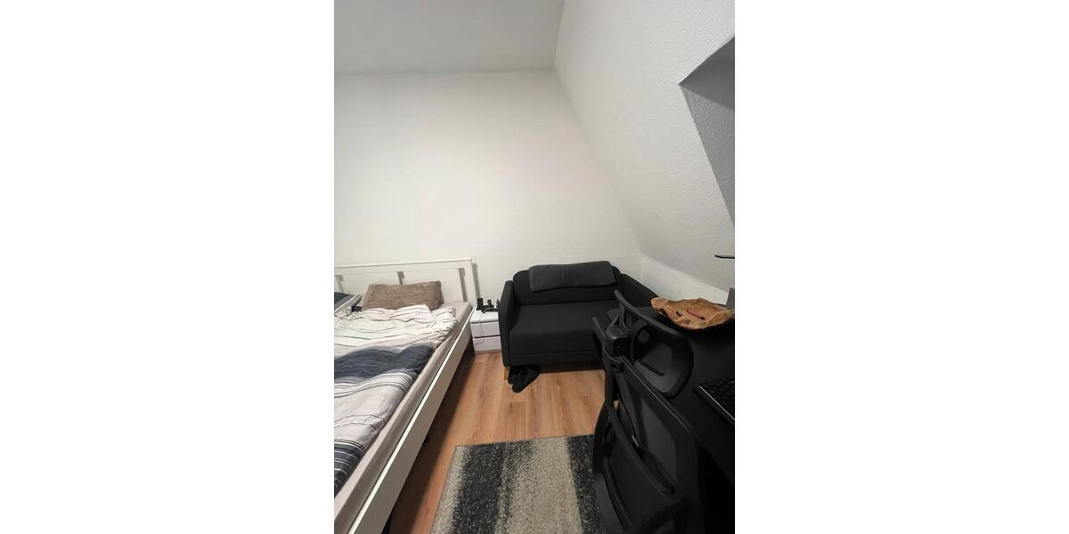 Dachgeschoßwohnung Dortmund Innenstadt West - 1 Zimmer, 27 m&sup2;, 530&euro; | Angebot:25805550