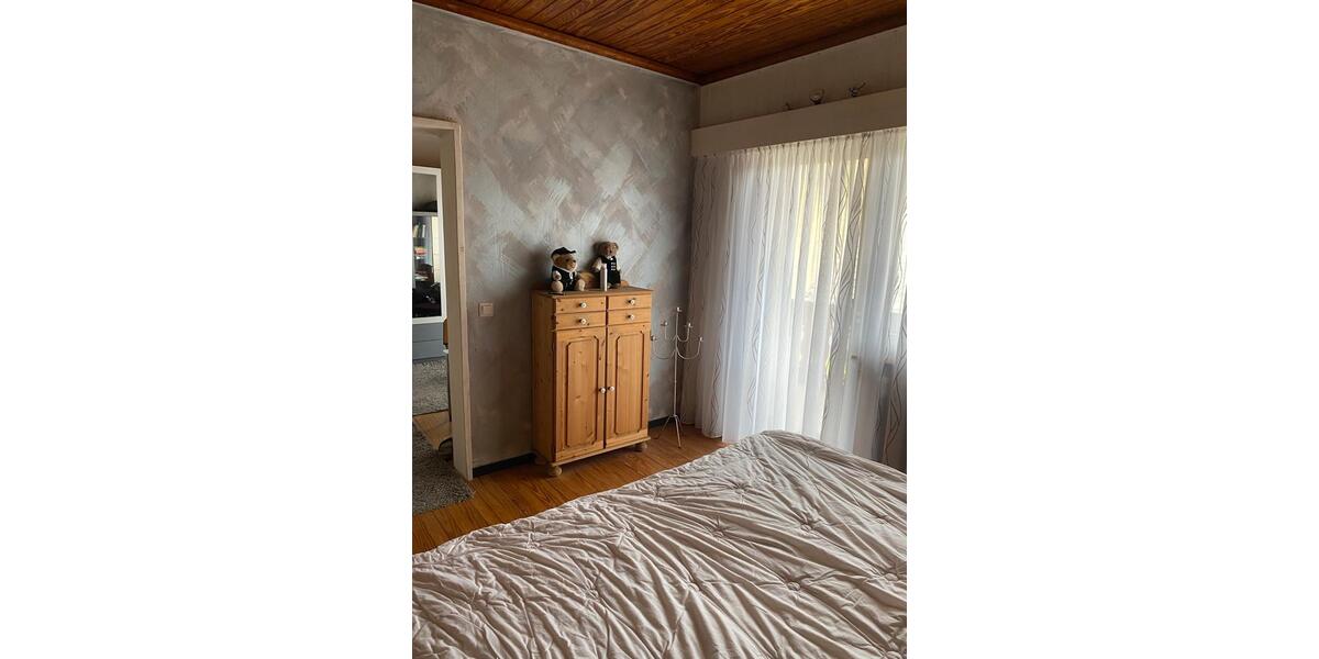 Etagenwohnung Werdohl - 5 Zimmer, 100 m&sup2;, 1.100&euro; | Angebot:25967572