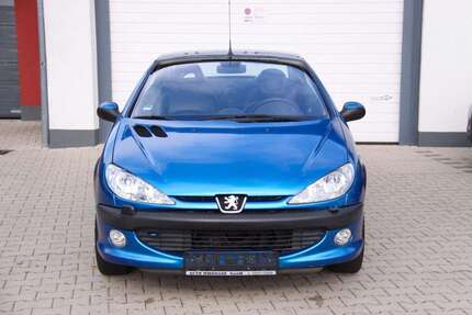 Peugeot 206 181.600 km 2.999 &euro; Velbert 42549