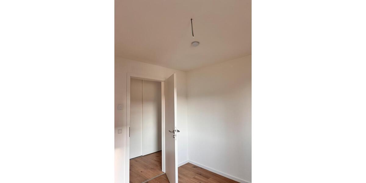 Etagenwohnung Radevormwald - 3 Zimmer, 87 m&sup2;, 1.405&euro; | Angebot:25963714