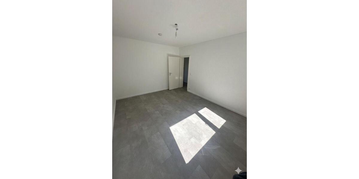 Etagenwohnung Radevormwald - 3 Zimmer, 78 m&sup2;, 700&euro; | Angebot:26699829