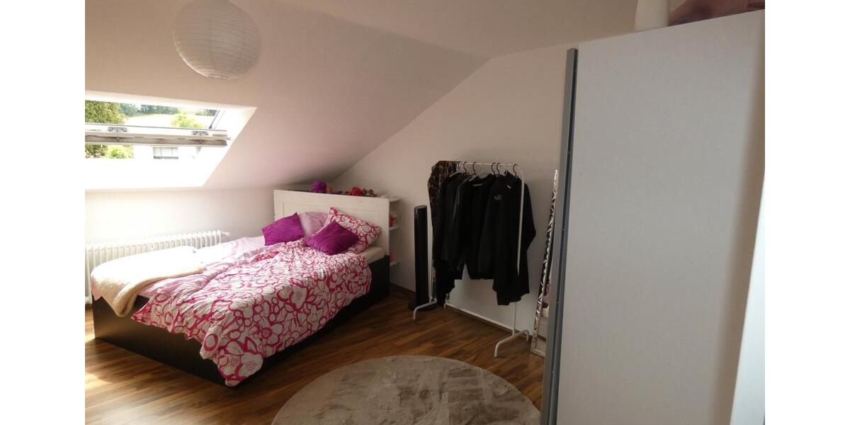 Dachgeschoßwohnung Lüdenscheid Augustenthal - 2.5 Zimmer, 52 m&sup2;, 395&euro; | Angebot:27627111