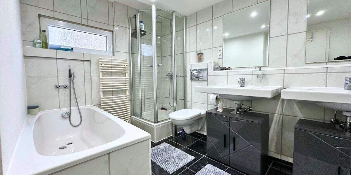 Einfamilienhaus Iserlohn Zentrum - 3 Zimmer, 147 m&sup2;, 249.000&euro; | Angebot:25743915