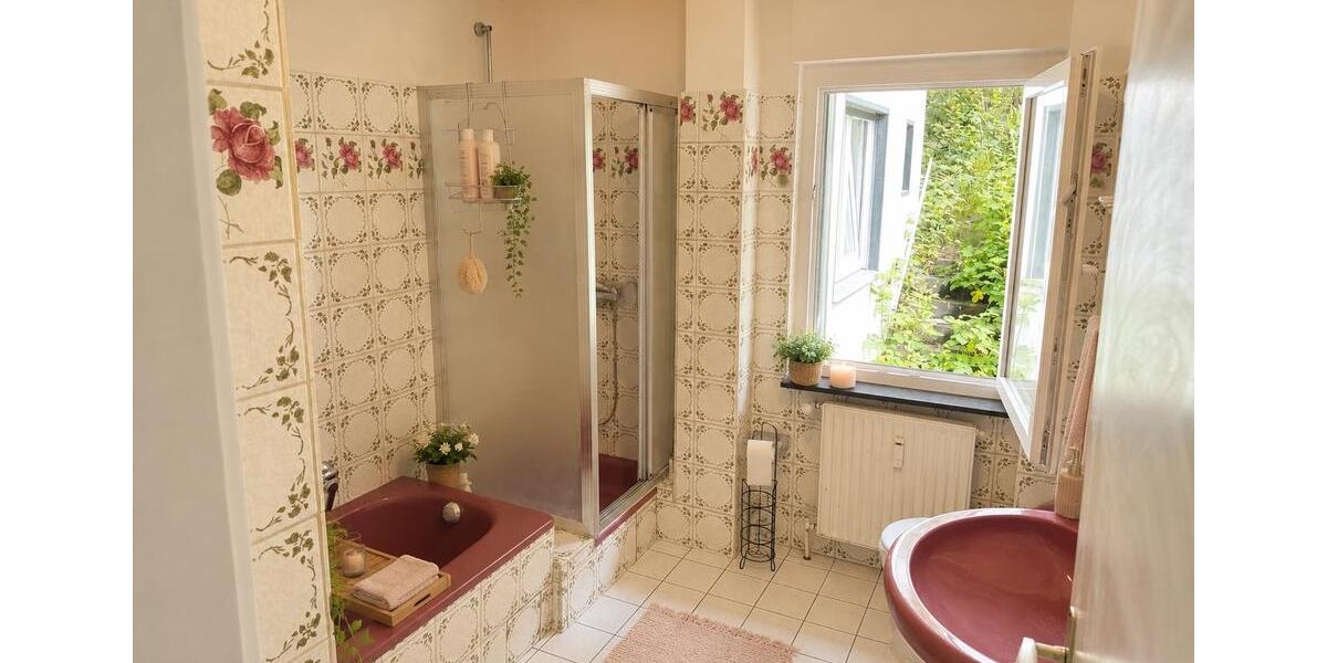 Erdgeschoßwohnung Werdohl - 5 Zimmer, 130 m&sup2;, 870&euro; | Angebot:26662289