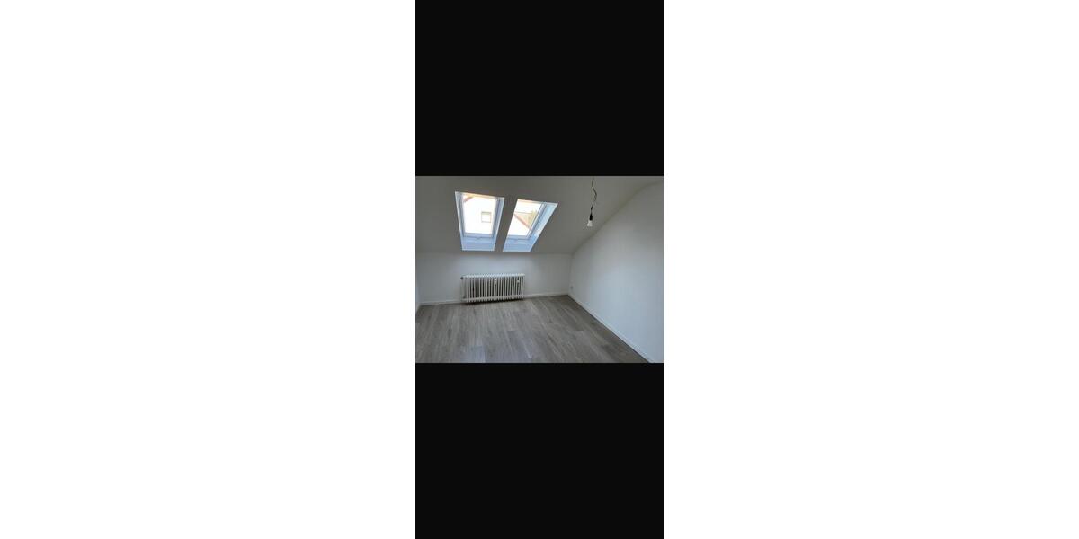Dachgeschoßwohnung Radevormwald - 2 Zimmer, 41 m&sup2;, 399&euro; | Angebot:26539774