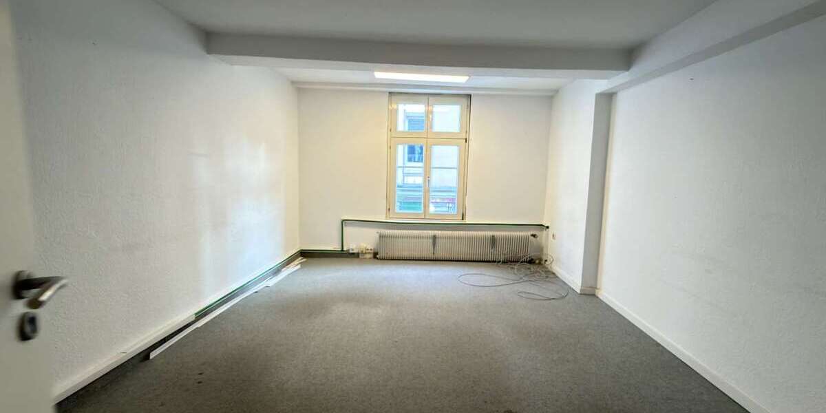 Großes Büro- und Praxisfläche in Hattingens Altstadt mit IT-Raum, LAN, Seminarraum und Gartennutzung - Gewerbeobjekt Hattingen Baak | Angebot:24705235