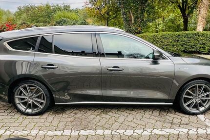 Ford Focus 125.000 km 16.999 &euro; Dortmund 44369