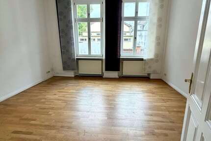Wohnung Wuppertal Wichlinghausen - 1 Zimmer, 33 m&sup2;, 300&euro; | Angebot:26729115