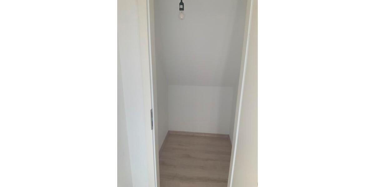 Dachgeschoßwohnung Herne Wanne - 3 Zimmer, 65 m&sup2;, 399&euro; | Angebot:25784507