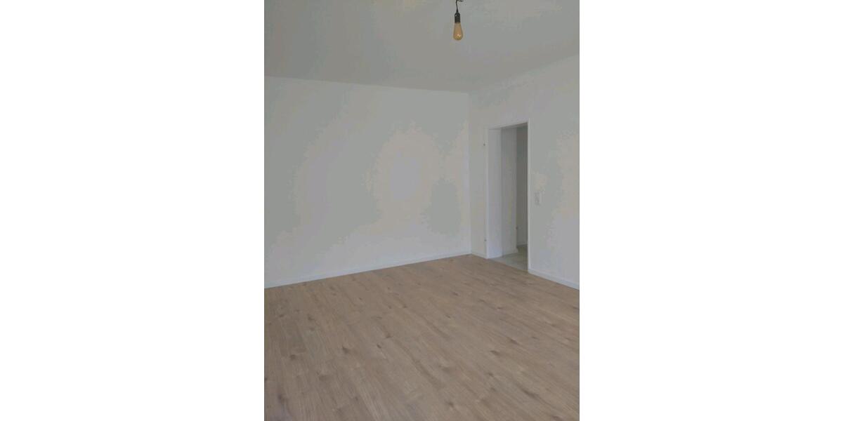 Etagenwohnung Wuppertal Gemarkung Nächstebreck - 2 Zimmer, 76 m&sup2;, 690&euro; | Angebot:26638398