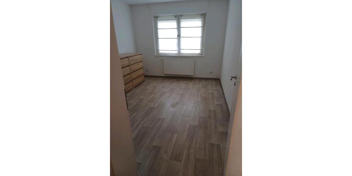 Erdgeschoßwohnung Bochum Bochum-Mitte - 3 Zimmer, 78 m&sup2;, 1.000&euro; | Angebot:25834693