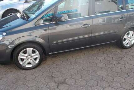 Opel Zafira 150.000 km 3.990 &euro; Bochum 44809