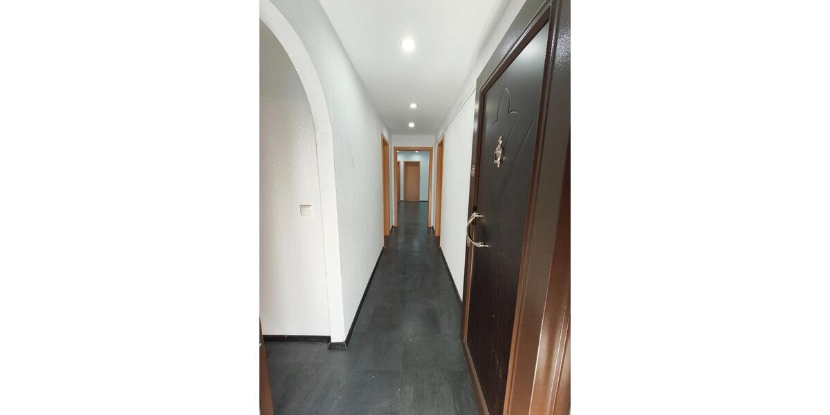 Dachgeschoßwohnung Werdohl - 5 Zimmer, 122 m&sup2;, 793&euro; | Angebot:27613477