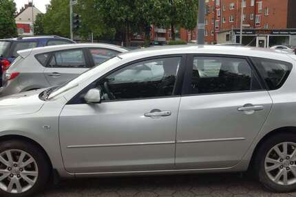 Mazda 3 166.000 km 4.699 &euro; Herne 44653