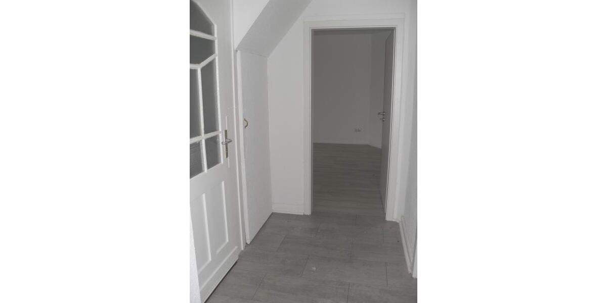 Etagenwohnung Lüdenscheid Grünewald - 3 Zimmer, 90 m&sup2;, 570&euro; | Angebot:25697115