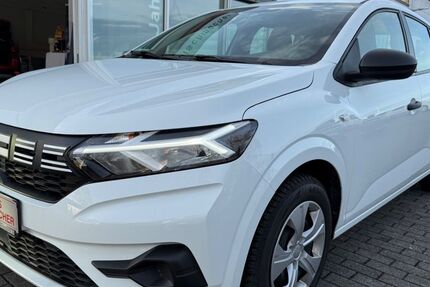 Dacia Sandero 7.084 km 15.333 &euro; Radevormwald 42477