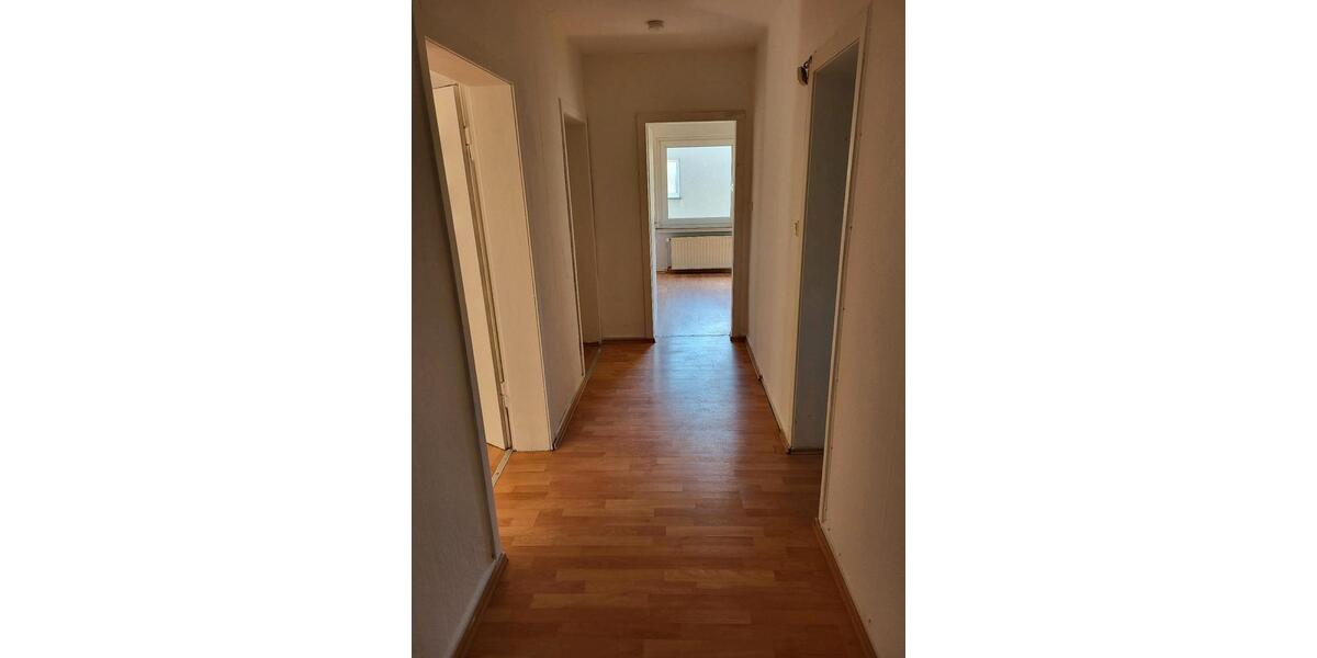 Etagenwohnung Werdohl - 3 Zimmer, 70 m&sup2;, 450&euro; | Angebot:26577993