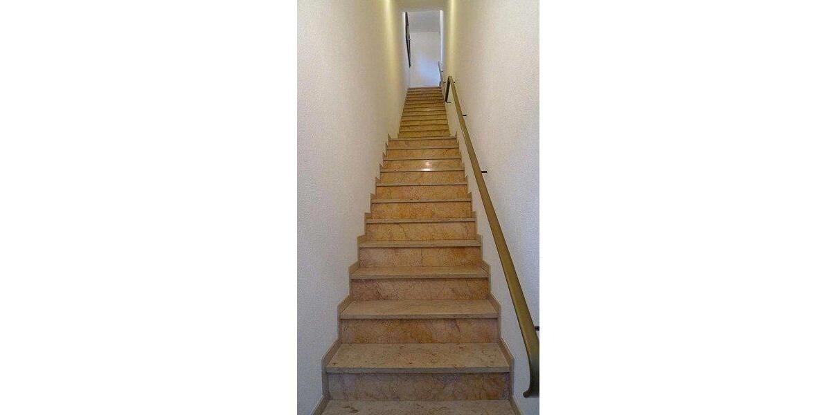 Dachgeschoßwohnung Radevormwald - 2 Zimmer, 65 m&sup2;, 475&euro; | Angebot:26586795