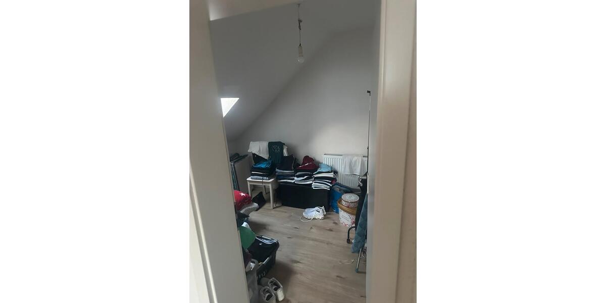 Dachgeschoßwohnung Schwelm - 2 Zimmer, 63 m&sup2;, 685&euro; | Angebot:27540259