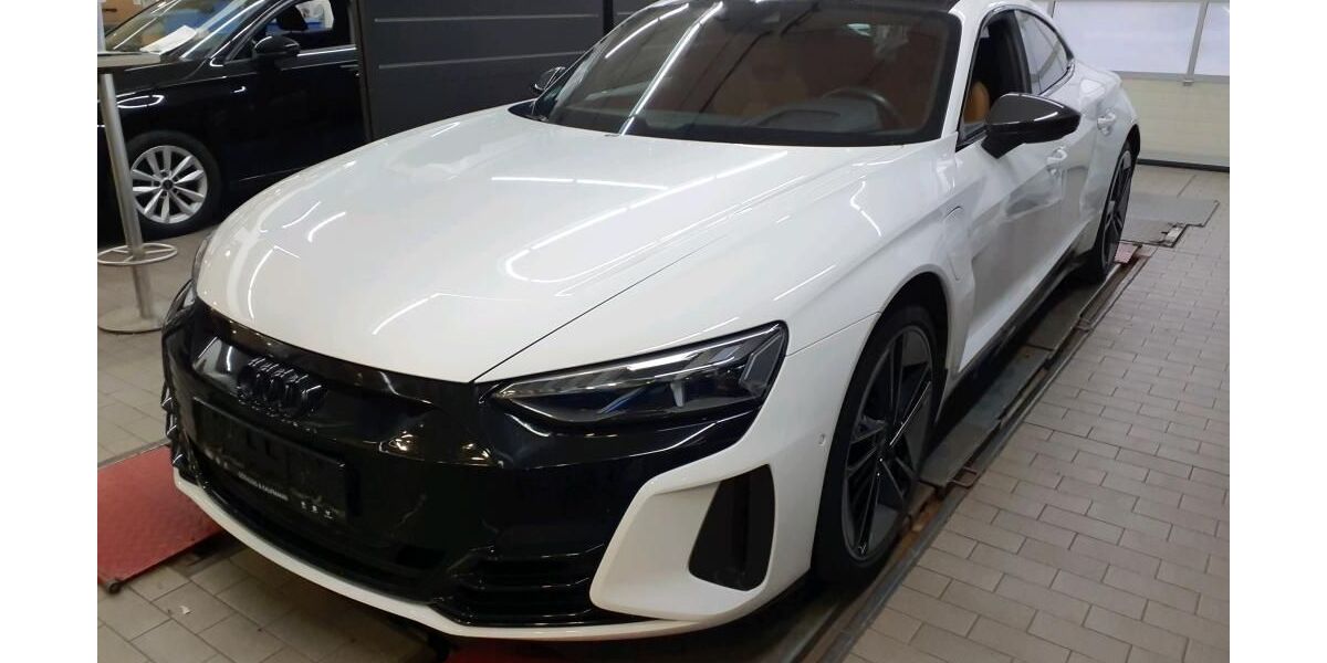Audi RS e-tron GT 71.795 km 57.315 &euro; Hagen 58091