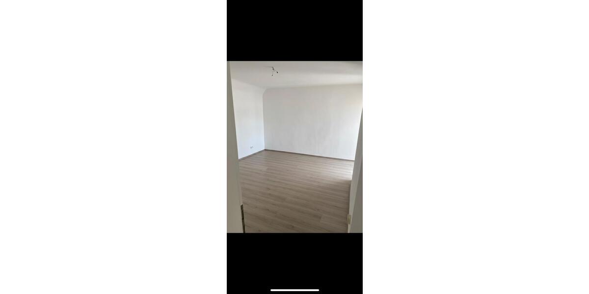 Etagenwohnung Hemer - 3 Zimmer, 77 m&sup2;, 700&euro; | Angebot:25640151