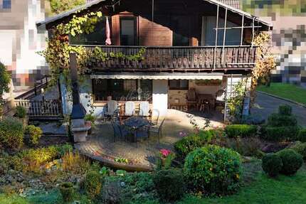 Haus Werdohl - 7 Zimmer, 205 m&sup2;, 228.000&euro; | Angebot:27633008