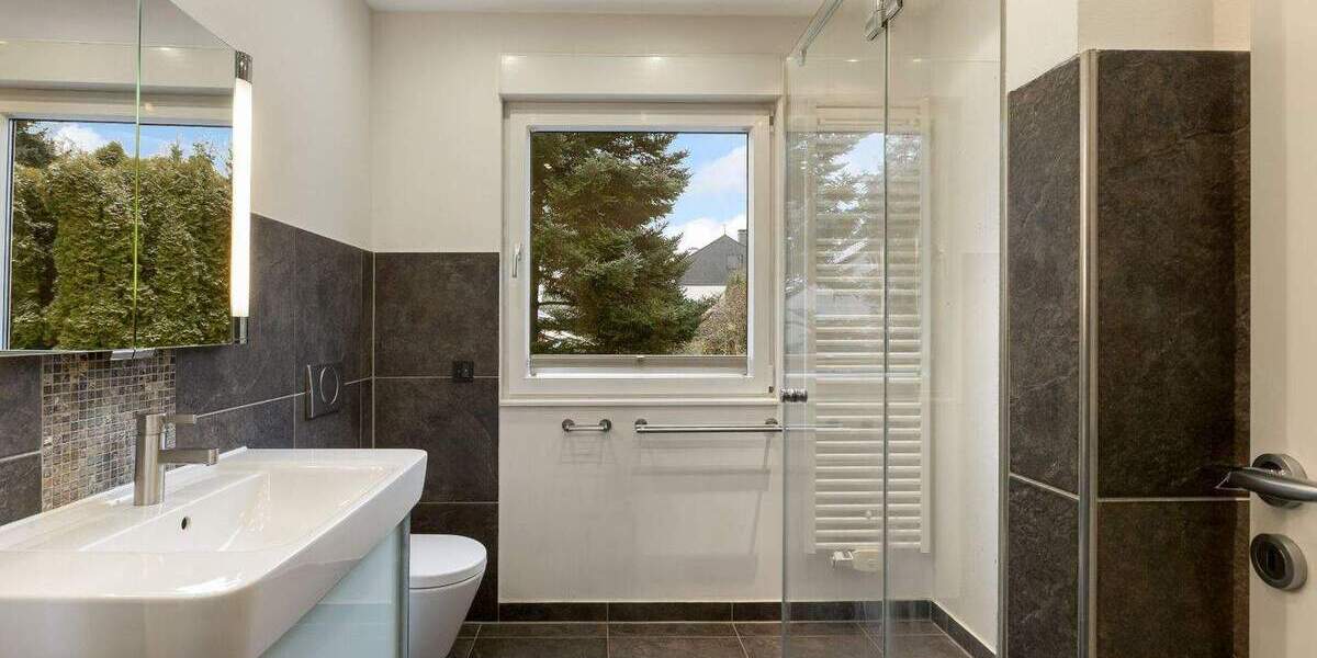 Einfamilienhaus Velbert Langenberg - 7 Zimmer, 113 m&sup2;, 560.000&euro; | Angebot:25738476