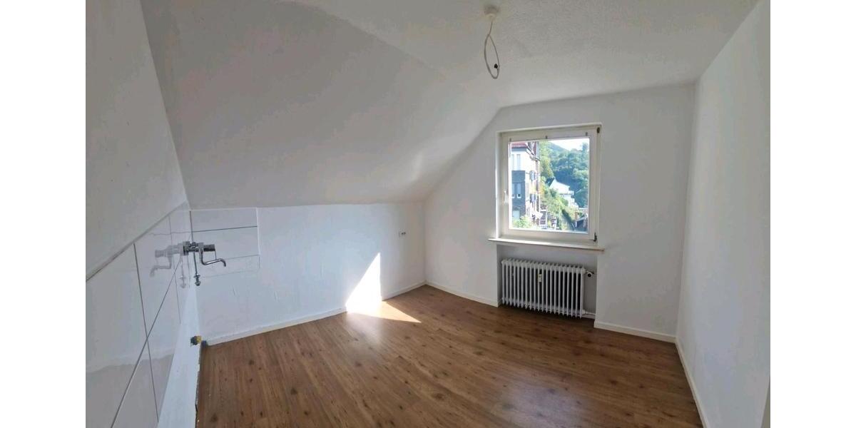 Etagenwohnung Altena - 2 Zimmer, 55 m&sup2;, 370&euro; | Angebot:26610411