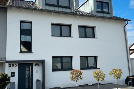 Wohnung Dortmund Hörde - 2.5 Zimmer, 82 m&sup2;, 984&euro; | Angebot:25974943