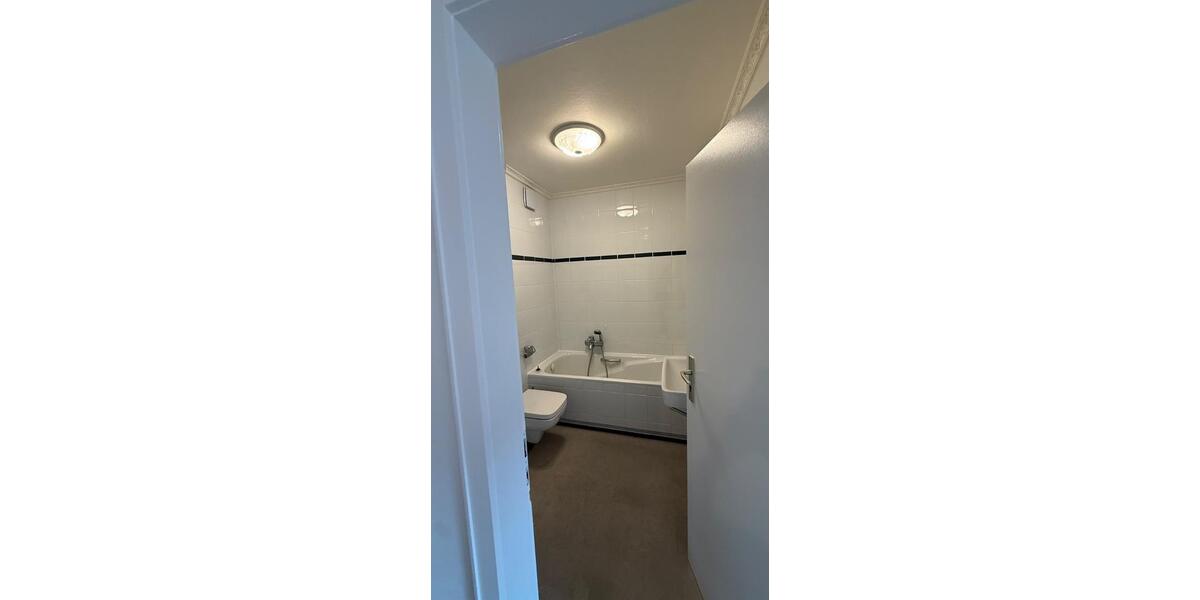 Erdgeschoßwohnung Altena - 3 Zimmer, 69 m&sup2;, 600&euro; | Angebot:27627030